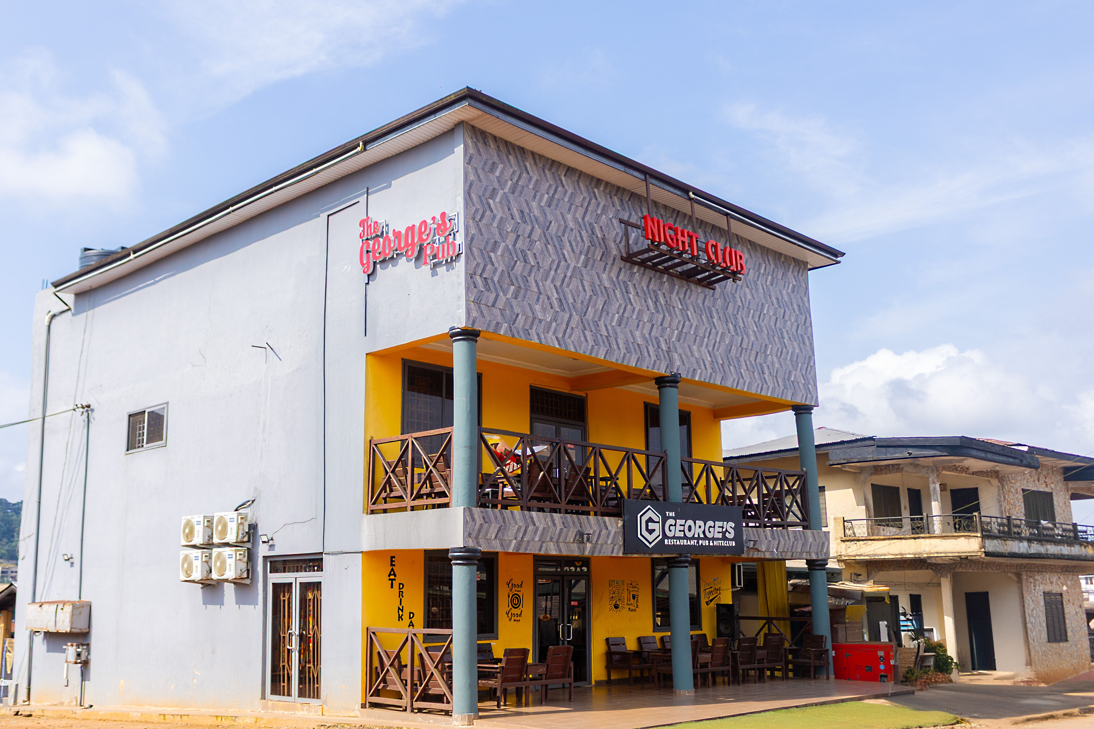 Georges outdoor area